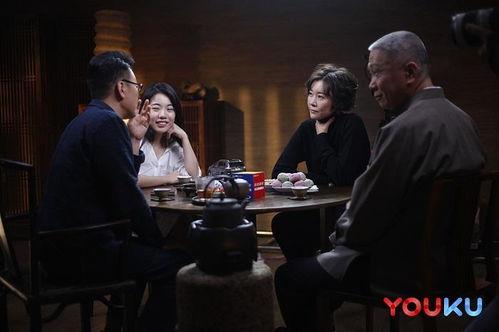 圆桌派在线观看,深度探讨,思想碰撞的视听盛宴 第1张 圆桌派在线观看,深度探讨,思想碰撞的视听盛宴 第1张